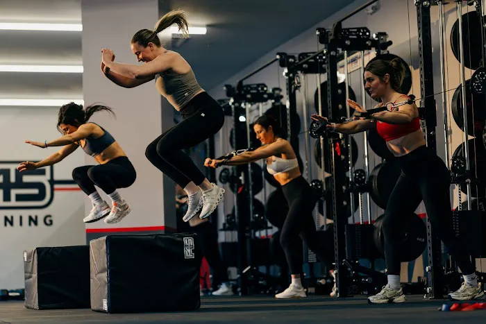 F45 Training Elkhorn Picture 1