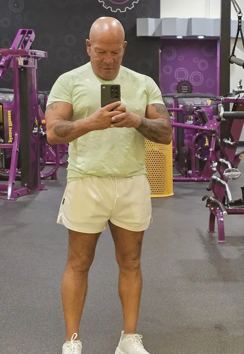 Planet Fitness Picture 1