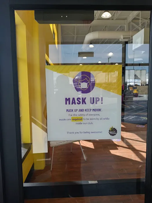 Planet Fitness Picture 8