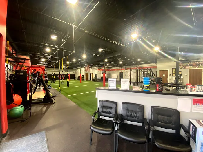 Achieve Physical Therapy · Fitness · Sports Training Picture 7