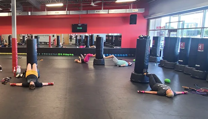 Farrell's eXtreme Bodyshaping - FXB Omaha 180th & Q Picture 6