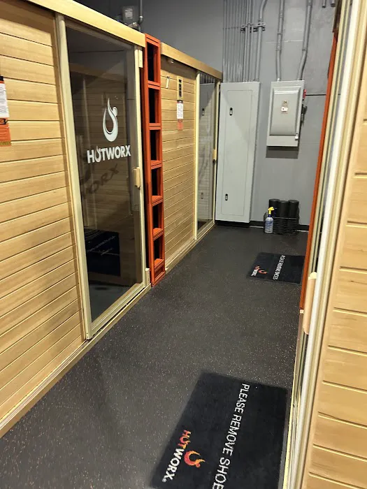 HOTWORX - Papillion, NE Picture 2