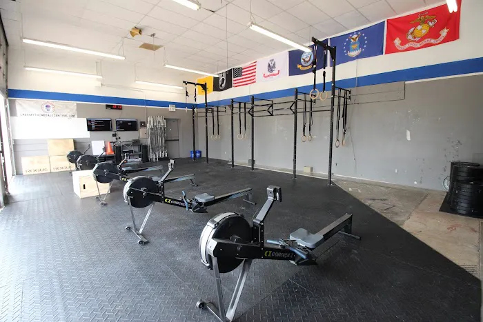 HomeBase Central - CrossFit Gym and Fitness Center Picture 3