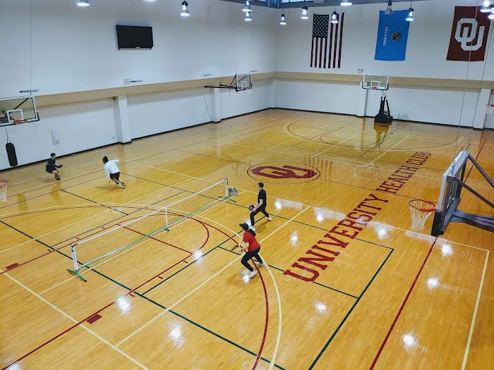 University Health Club Picture 6