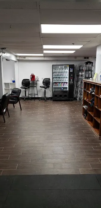 The Weight Room 24 Picture 10