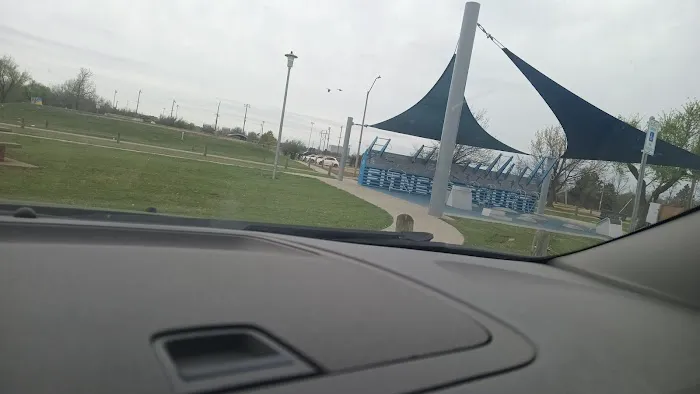 Fitness Court at Stars and Stripes Park Picture 7