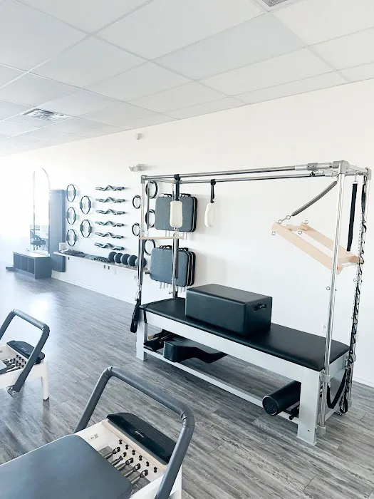 MVMNT Lab Pilates & Wellness Picture 3