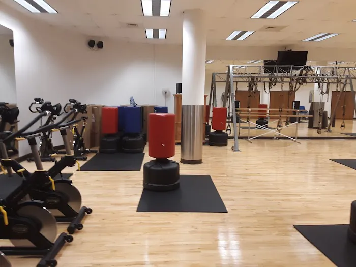 Aero-Fitness Health Center Picture 1