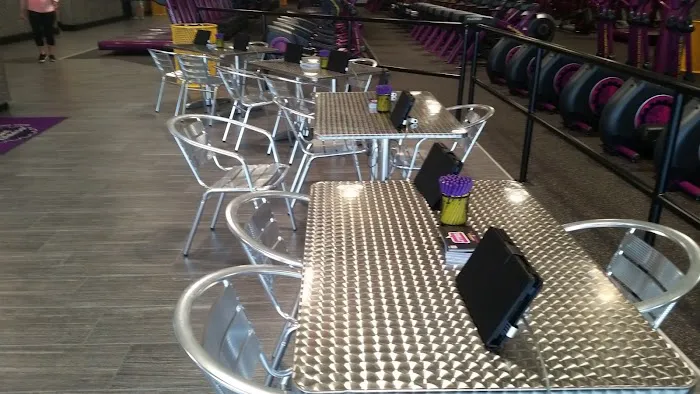 Planet Fitness Picture 6