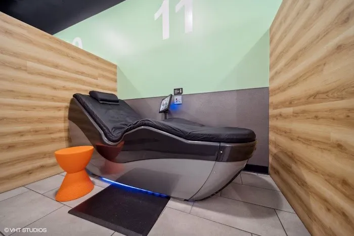 Crunch Fitness - Yukon Picture 10