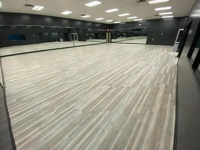 Four Star Fitness - Yukon Picture 2