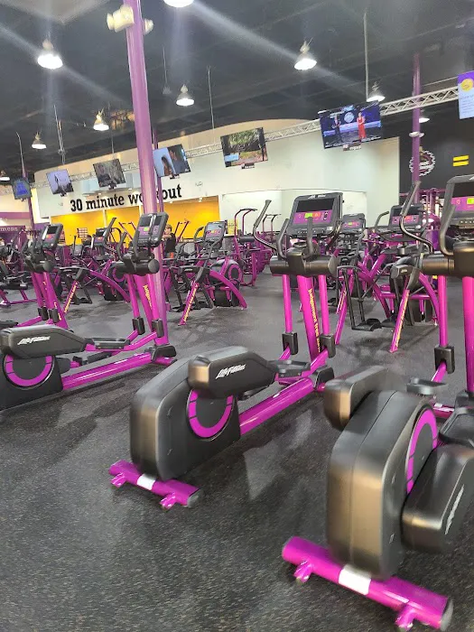 Planet Fitness Picture 2