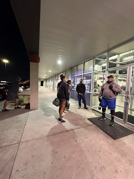 Planet Fitness Picture 1