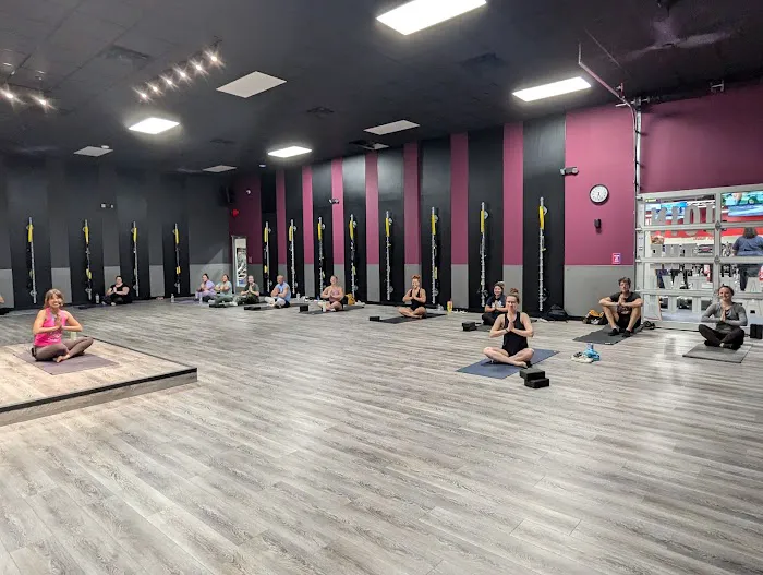 Crunch Fitness - OKC Northwest Picture 7