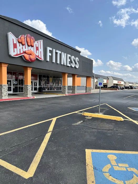 Crunch Fitness - Oklahoma City, OK Picture 10