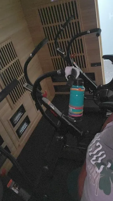 HOTWORX - Oklahoma City, OK - Quail Springs Picture 10