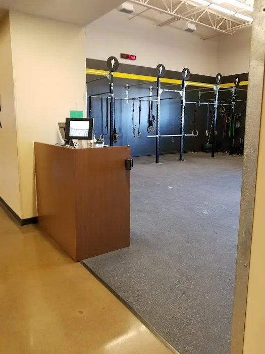 Gold's Gym Yukon Picture 1