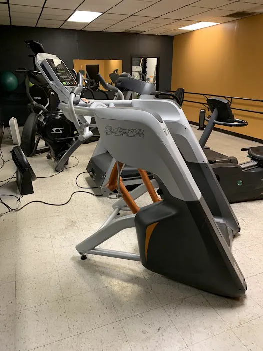 Mustang Gym & Personal Training Picture 5