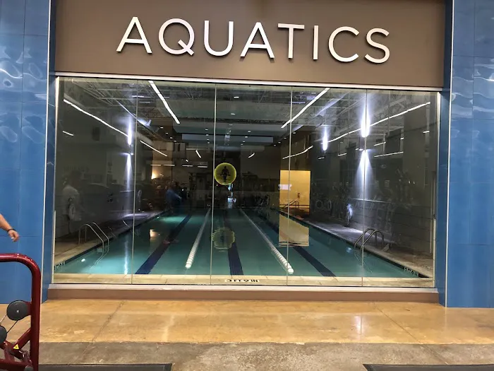 Gold's Gym Quail Springs Picture 3