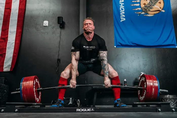 Black Wall Strength Picture 9