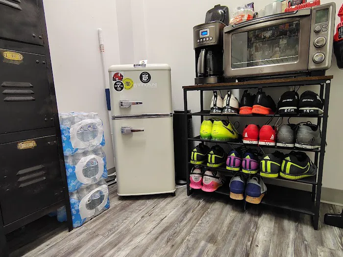 Traditional Strength Picture 7