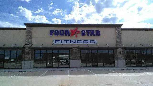 Four Star Fitness - Edmond Picture 7