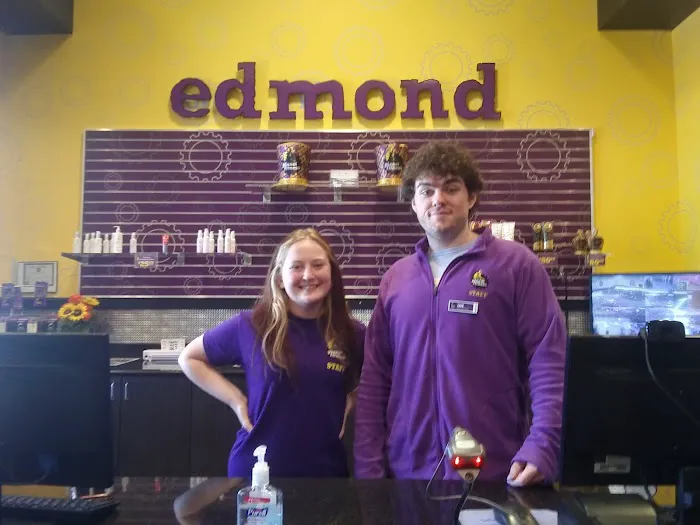 Planet Fitness Picture 3