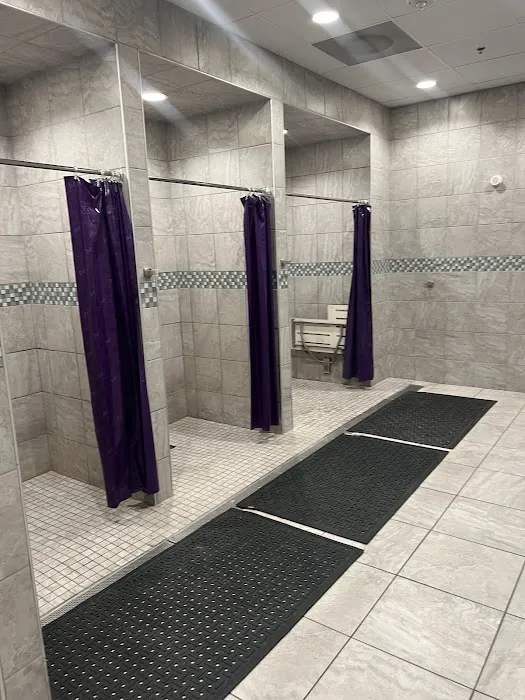 Planet Fitness Picture 6