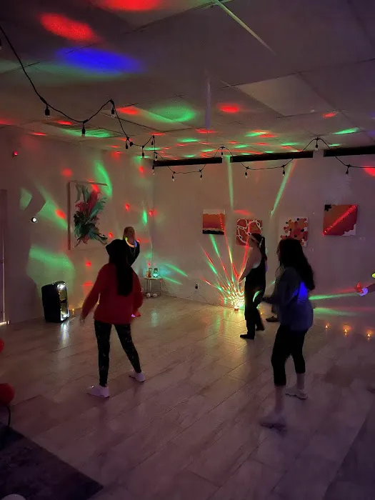 Energetic Motion Studio Picture 2