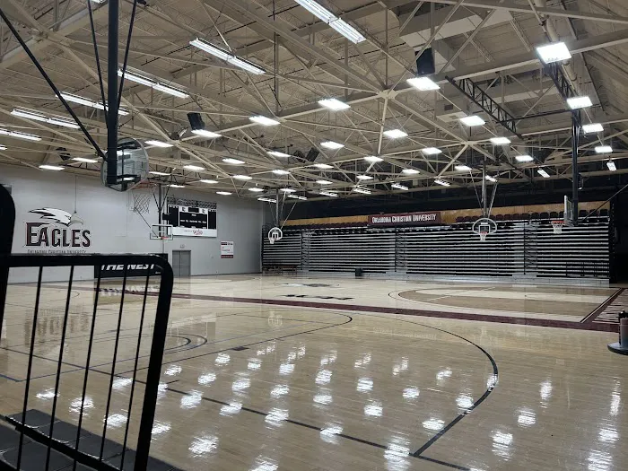 The Dub Fitness Center Picture 2