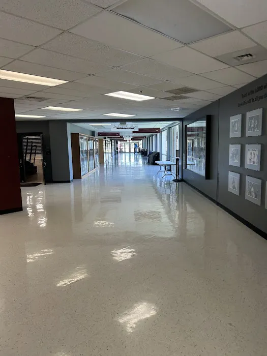 The Dub Fitness Center Picture 3