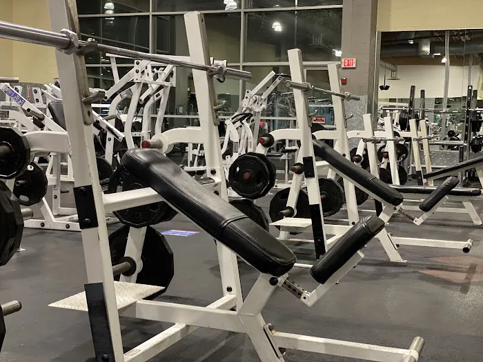 24 Hour Fitness Picture 10