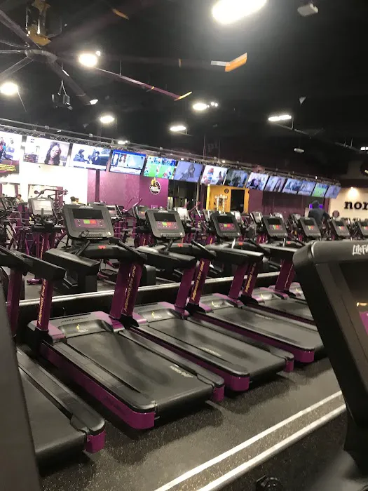 Planet Fitness Picture 5