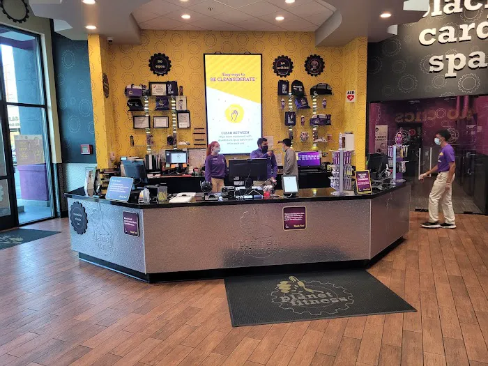 Planet Fitness Picture 8