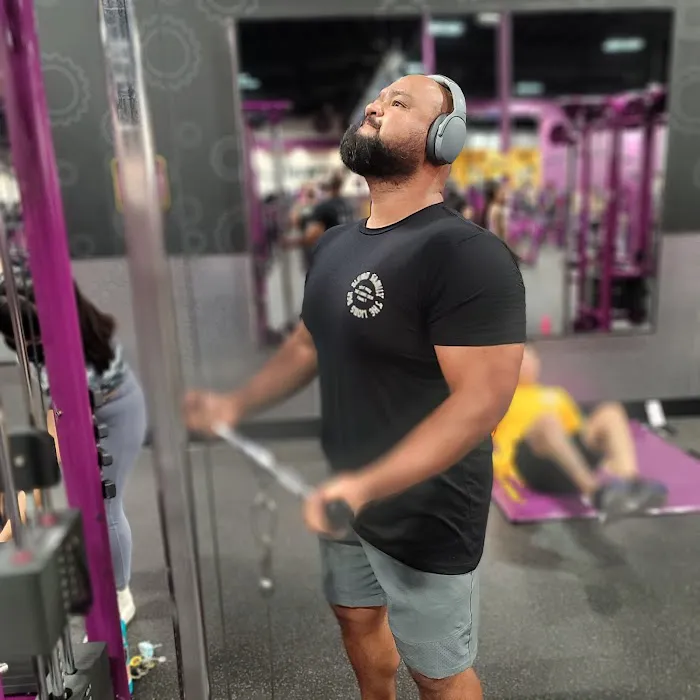 Planet Fitness Picture 7