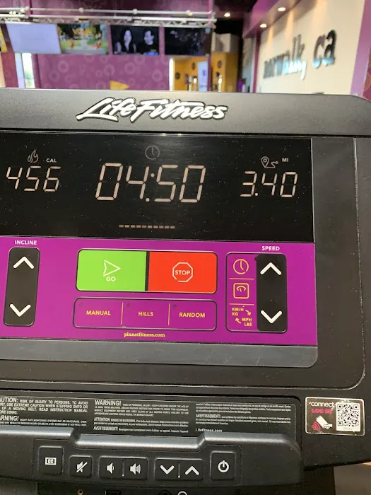 Planet Fitness Picture 6