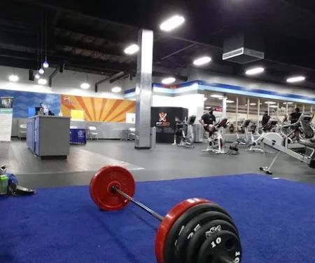 Crunch Fitness - La Mirada