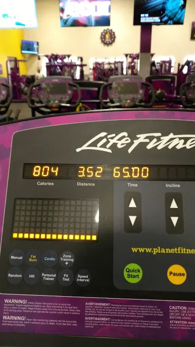 Planet Fitness Picture 10