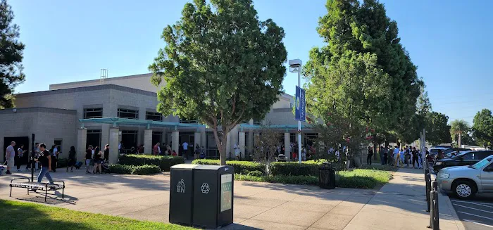La Mirada Community Gymnasium Picture 5