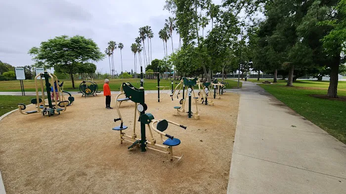 La Mirada Outdoor Fitness Center Picture 8