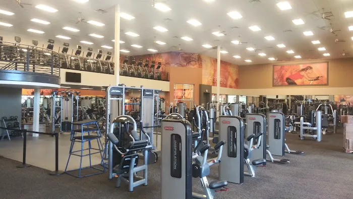 LA Fitness Picture 8