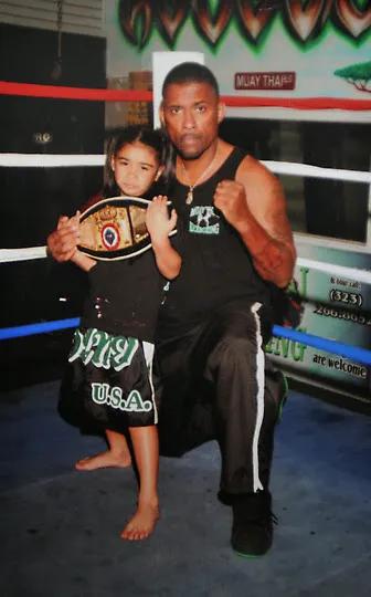 Valdez Muay Thai Kickboxing Picture 1