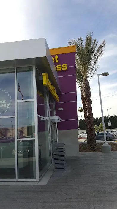 Planet Fitness Picture 6