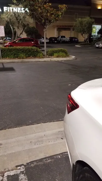 LA Fitness Picture 7