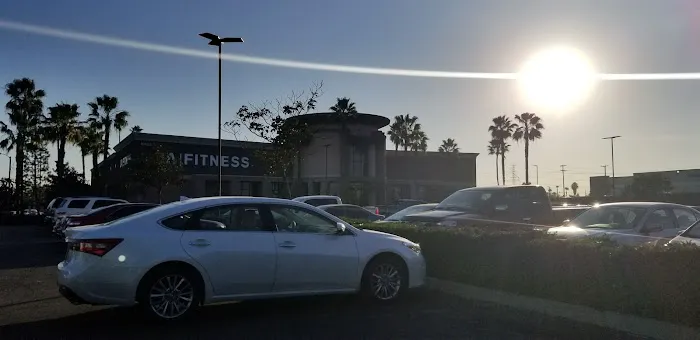LA Fitness Picture 1