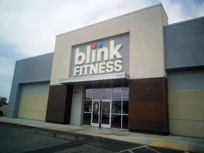 Blink Fitness Bellflower Picture 3