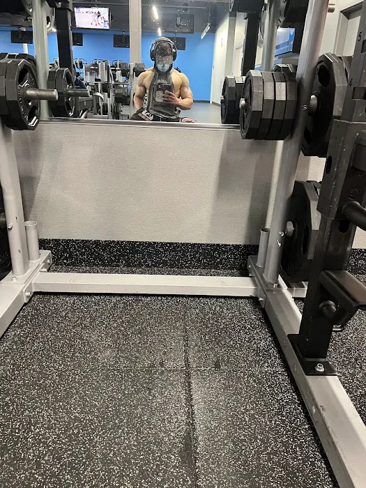 Blink Fitness Bellflower Picture 7