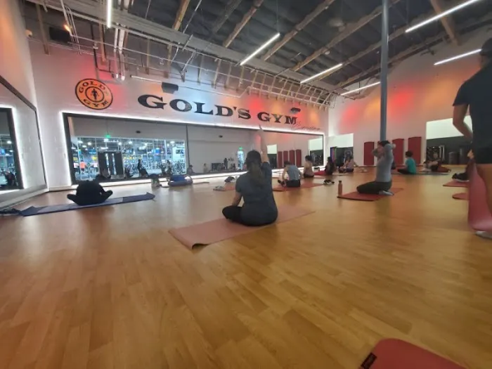 Gold's Gym Cerritos Picture 9