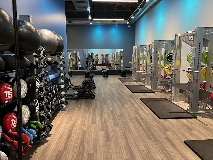 Gold's Gym Cerritos Picture 5