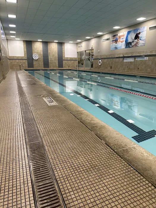 24 Hour Fitness Picture 5